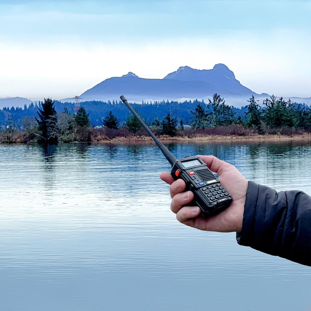 When you can't resist a day on the river, don't forget your radio as you let the current take you. #riverlife #hamradio #amateurradio #radioamateur #arrl #hamradiooperator #hamradios #btech #baofeng #bff8hp #vhf #fenggang #radiocommunication #edc #twowayradio
