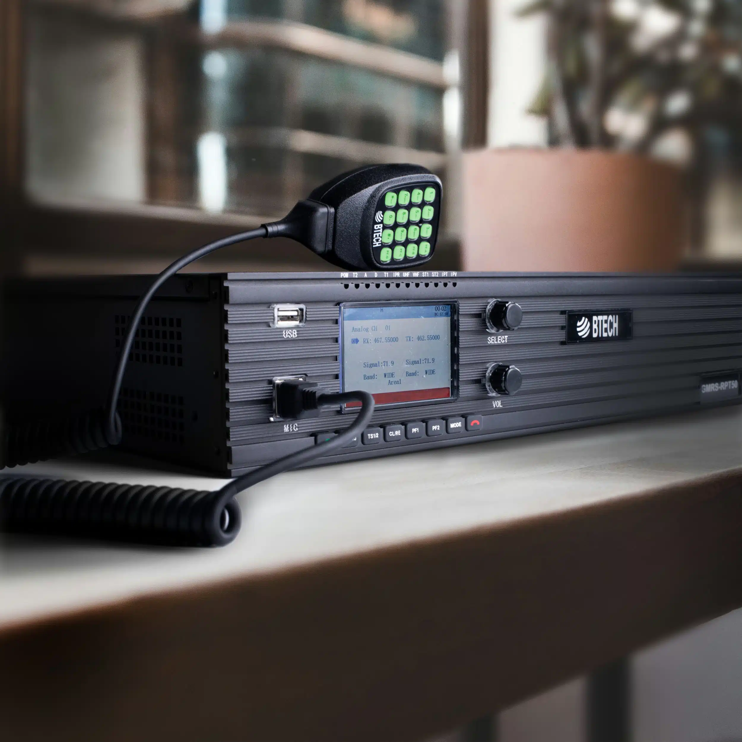 BTECH GMRS-RPT50 repeater and station microphone